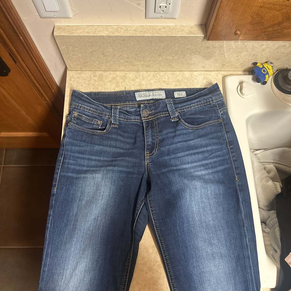 BKE Payton Dark Wash Low Rise Straight Crop Denim Jeans